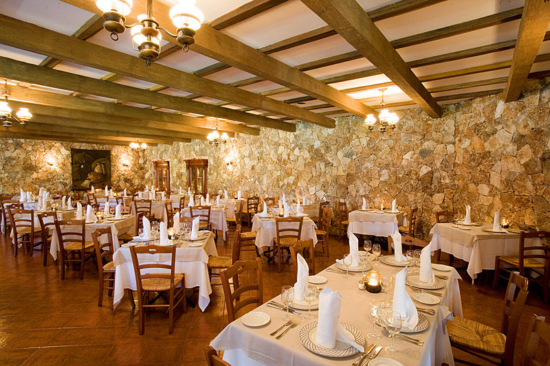Occidental At Xcaret Destination Hotel Xcaret Park Exterior photo Restaurant in the hotel